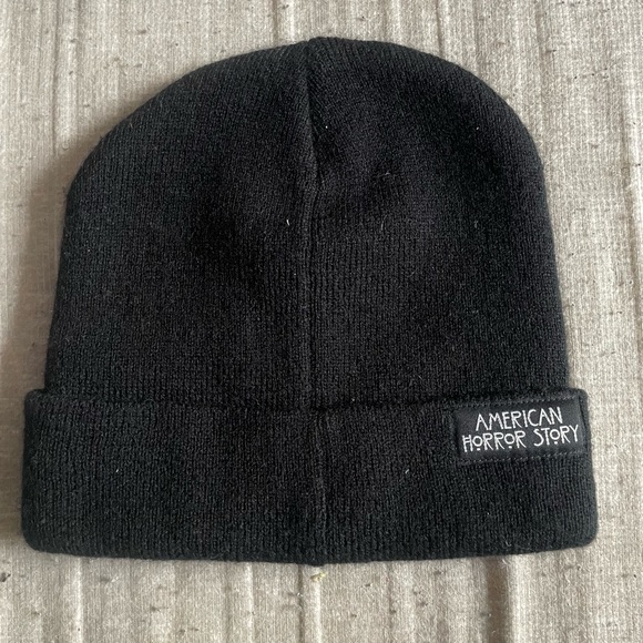 American Horror Story Beanie (Unisex) - Picture 2 of 3